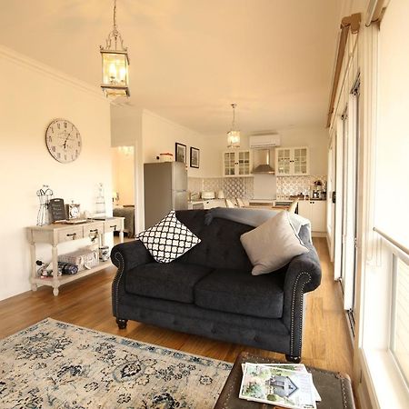 Bridgecroft Villa - French Provincial In Richmond With Spa エクステリア 写真